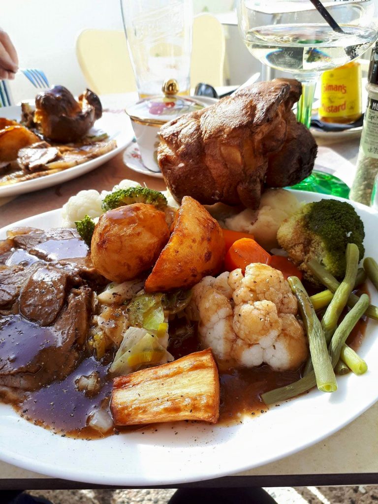 Clockhouse Tavern Sunday Roast Costa Teguise